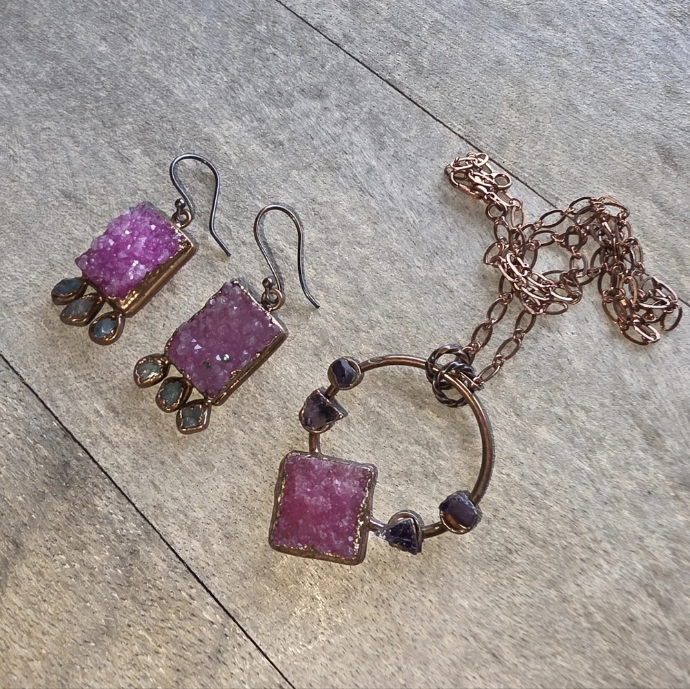 Beautiful Multi-Color Druzy Pendant & Earring Set in Copper